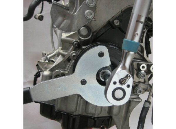 Zusatzbild 1 Kurbelwellen-Arretierwerkzeug VAG 1.012v/1.2/1.4/1.6 16V