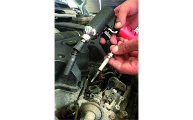 Zusatzbild 1 Vibrations-Glühkerzen-Ausbauwerkzeugsatz 1/4" Zusatzbild 1 Vibrations-Glühkerzen-Ausbauwerkzeugsatz 1/4"